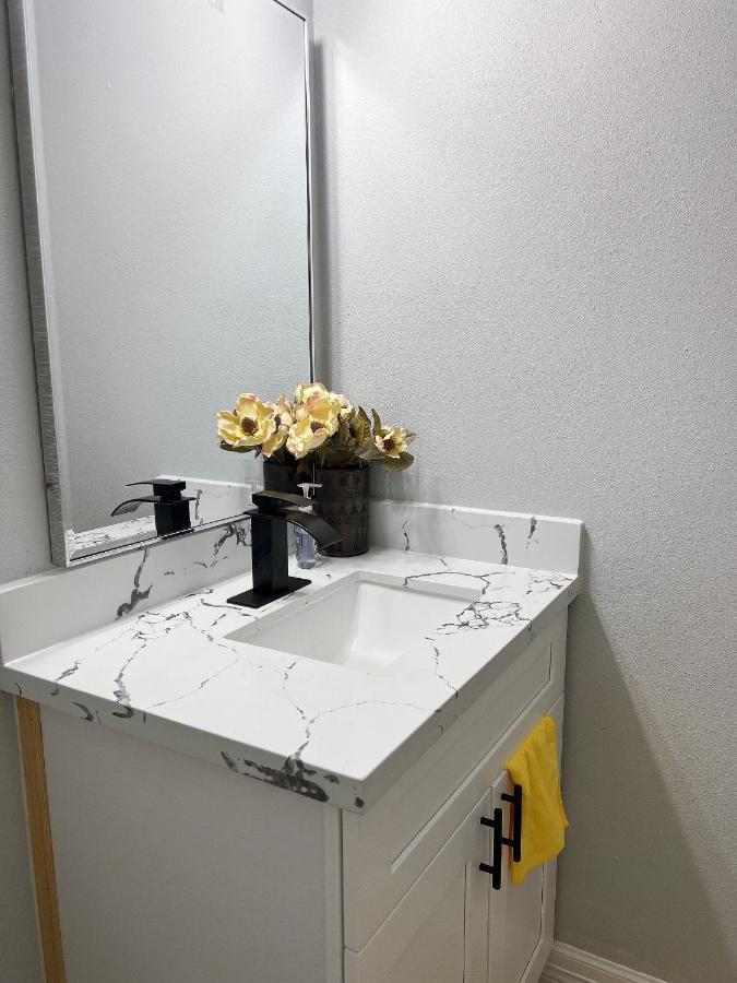 77072 New Remodeled Cute Townhome Sw هيوستن المظهر الخارجي الصورة
